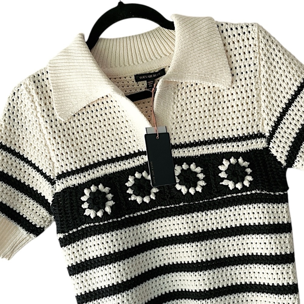 NWT | CROCHET STRIPED SPLIT V-NECK COLLARED TOP NAVY BLUE & OFF WHITE | XS - Picture 2 of 12